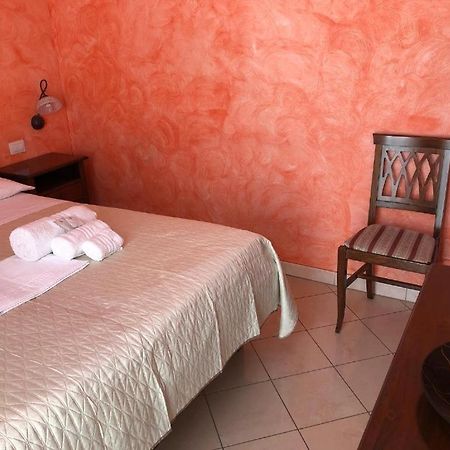 L'Attico Piazza Sant'Oronzo Bed & Breakfast Lecce Exterior photo