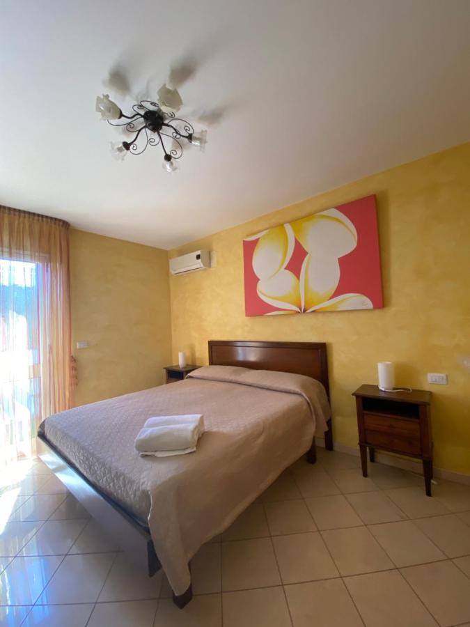 L'Attico Piazza Sant'Oronzo Bed & Breakfast Lecce Exterior photo