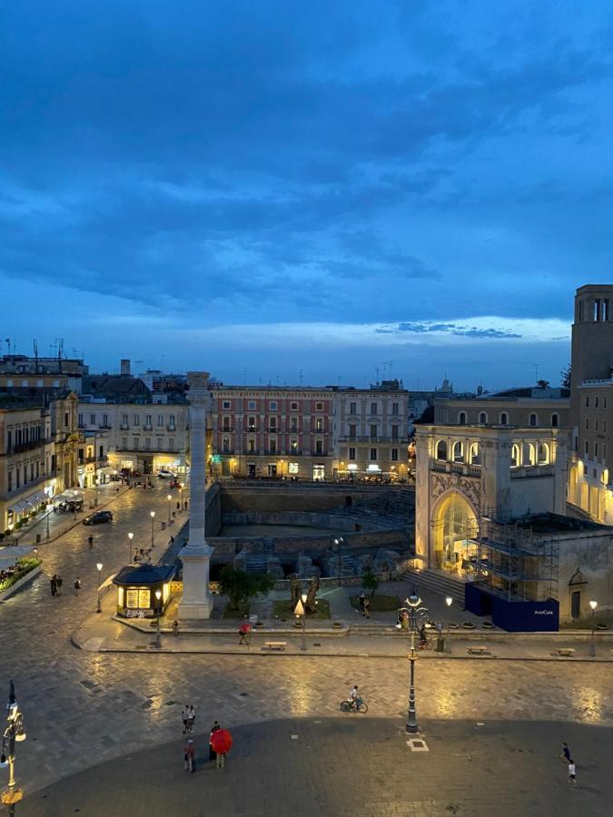 L'Attico Piazza Sant'Oronzo Bed & Breakfast Lecce Exterior photo